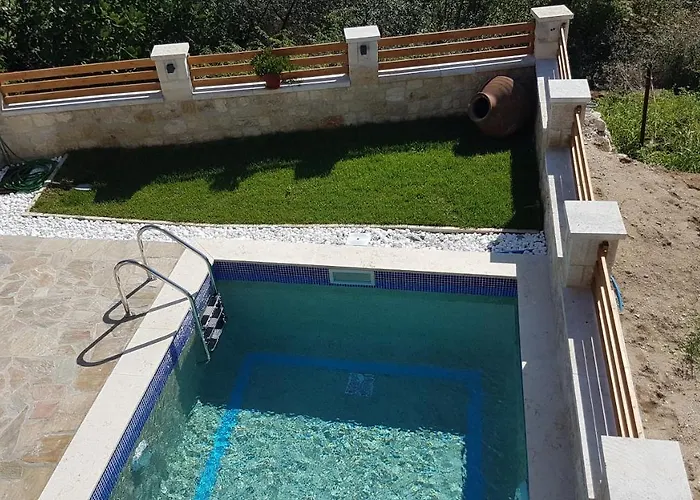 Luxury Stone In Afitos St'aloni *